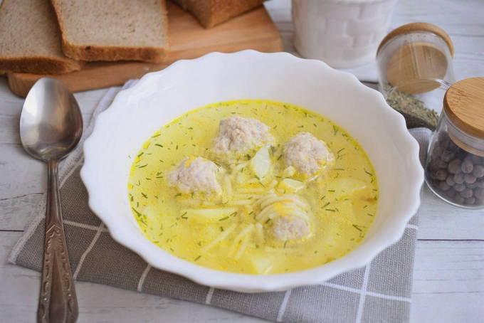 Суп с фрикадельками и вермишелью — 7 самых вкусных рецептов