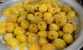 Варенье из абрикосов с косточками — 6 пошаговых рецептов на зиму
