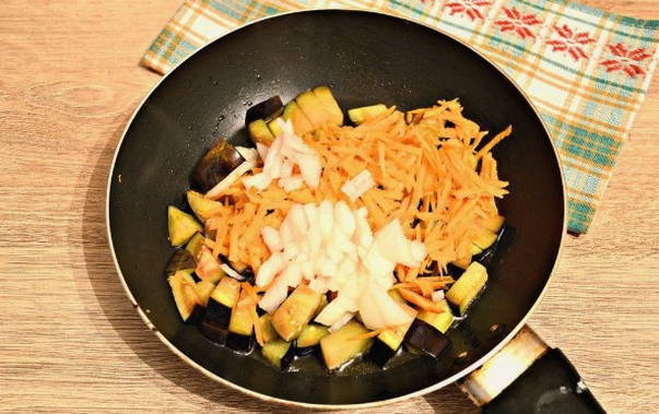 Баклажаны с мясом — 10 пошаговых рецептов овощного рагу