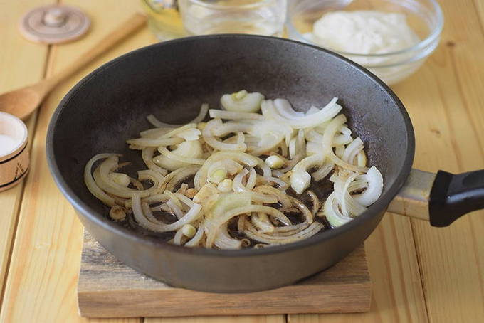 Бефстроганов из говядины со сметаной — 7 пошаговых рецептов приготовления