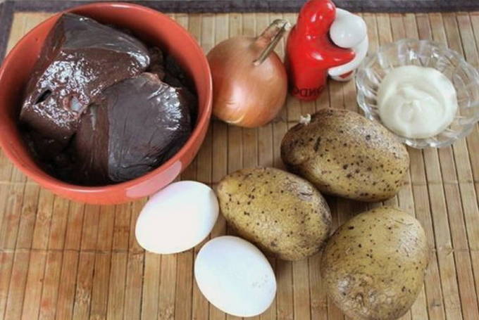 Блюда из говяжьей печени — 10 рецептов приготовления в домашних условиях