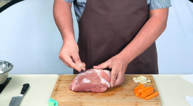 Буженина из свинины в фольге в духовке — 7 рецептов в домашних условиях