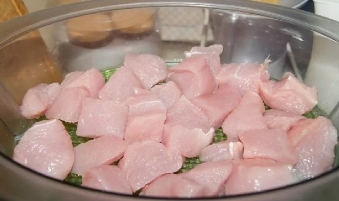 Филе индейки, запеченное в духовке — 10 вкусных рецептов сочной и мягкой индейки