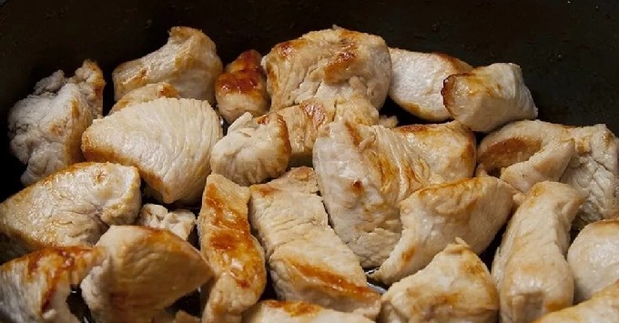 Филе индейки, запеченное в духовке — 10 вкусных рецептов сочной и мягкой индейки