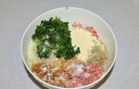 Фрикадельки с подливкой — 10 пошаговых рецептов на сковороде