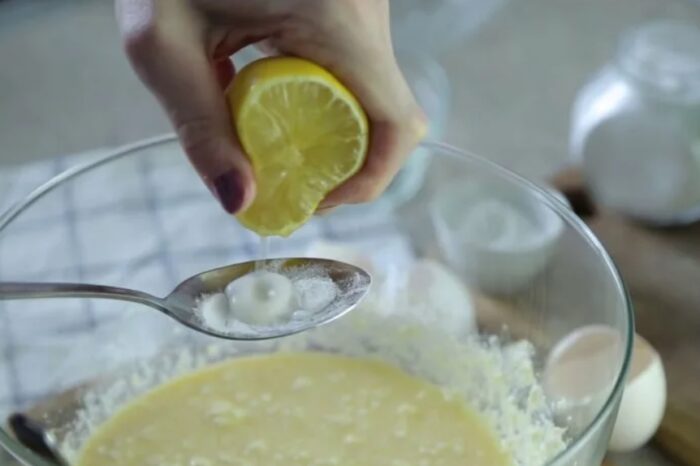 Как гасить соду уксусом для выпечки и зачем: каким уксусом, можно ли лимонной кислотой, чем заменить