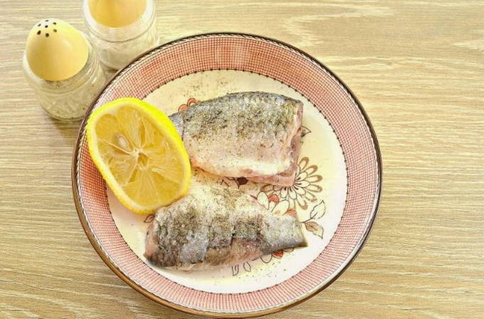 Караси в сметане — 5 вкусных рецептов