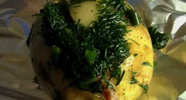 Картошка, запеченная в фольге в духовке — 8 пошаговых рецептов приготовления