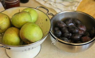 Компот из слив и яблок на зиму — 5 рецептов на 3 литровую банку