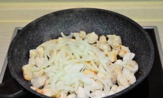 Куриное филе в сметанном соусе — 7 пошаговых рецептов приготовления