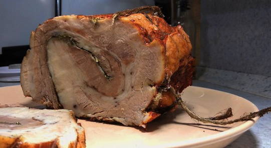 Рулет из свиной брюшины — 7 рецептов в духовке
