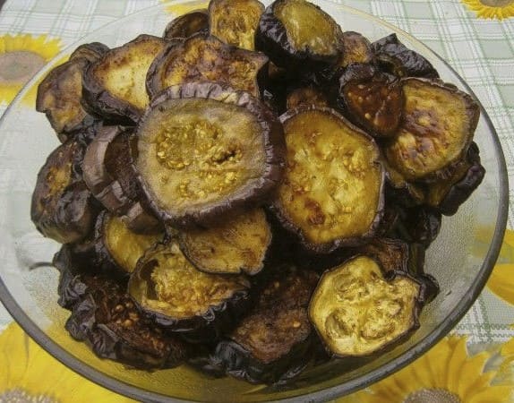 Салат из баклажанов на зиму — 10 самых вкусных рецептов пальчики оближешь