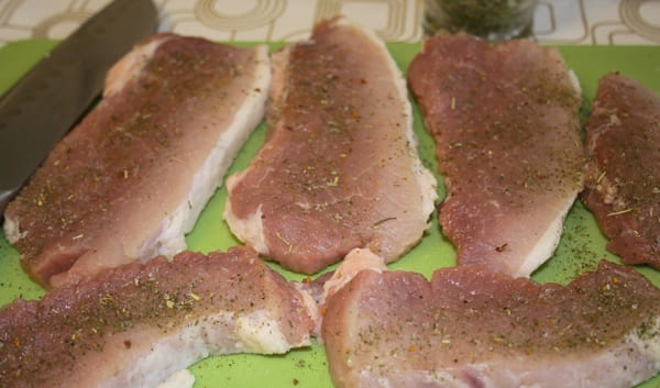 Свинина по-французски в духовке — 10 пошаговых рецептов