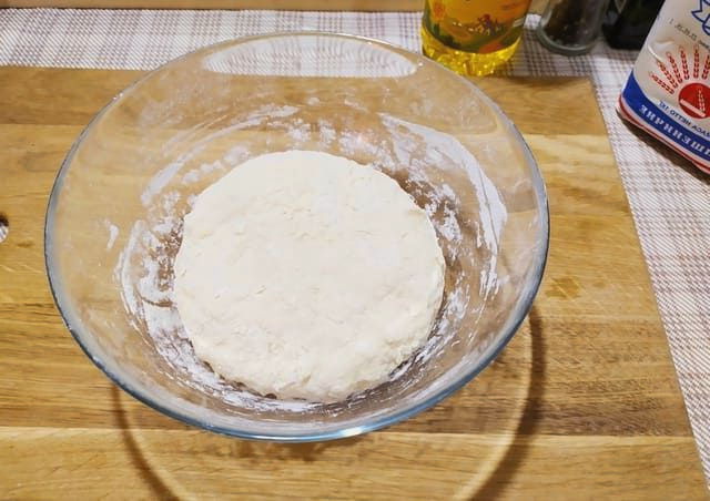 Тесто для пиццы — 10 пошаговых рецептов в домашних условиях