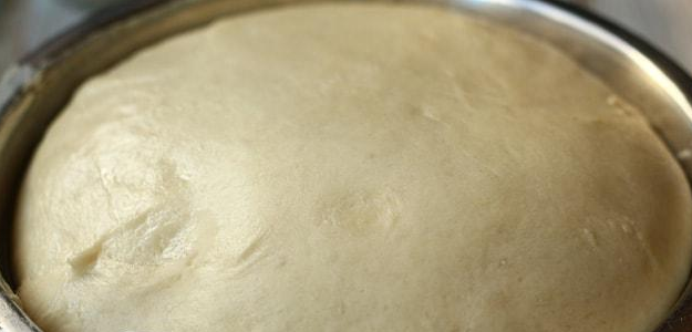 Тесто на соде для пирожков: быстрое, на кефире, молоке, воде, жареных на сковороде, в духовке, пышное, рецепты