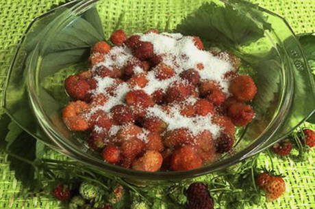 Варенье из клубники с целыми ягодами – 10 пошаговых рецептов на зиму