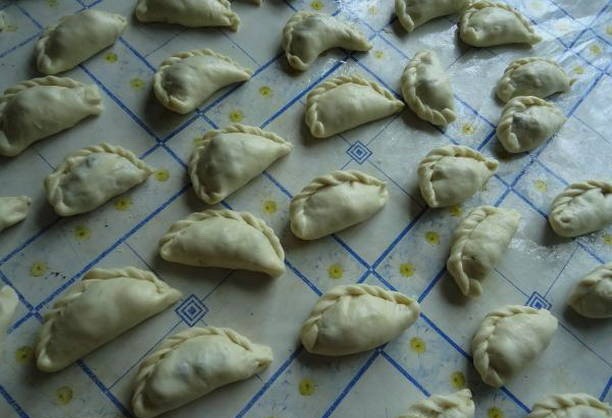 Вареники с черникой — 7 пошаговых рецептов приготовления
