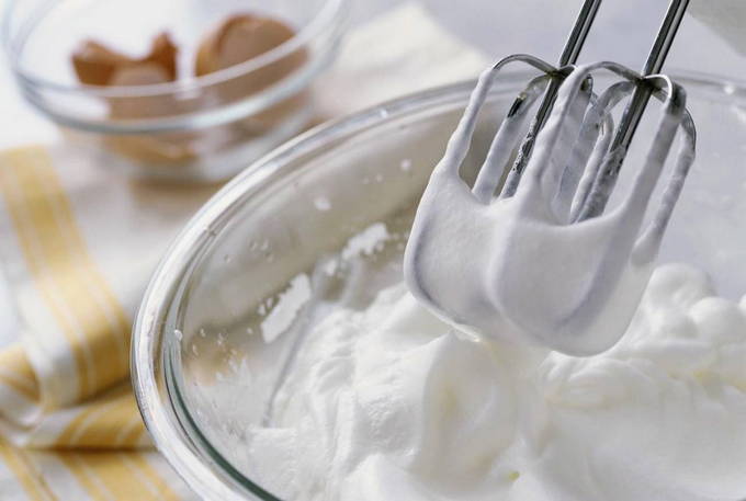 Белковый крем – 10 рецептов для торта в домашних условиях