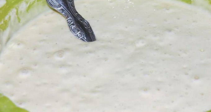 Блины на сыворотке – 8 пошаговых рецептов тонких блинов с дырочками