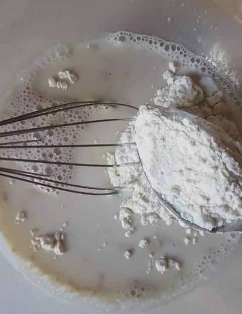 Что приготовить из молока, яиц и муки