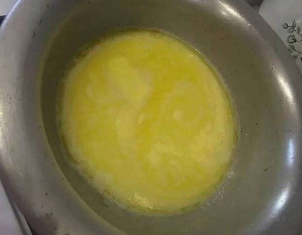 Что приготовить из молока, яиц и муки