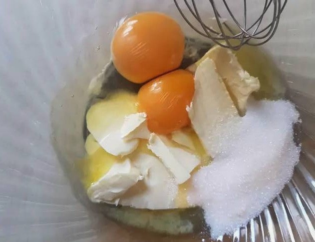 Что приготовить из молока, яиц и муки
