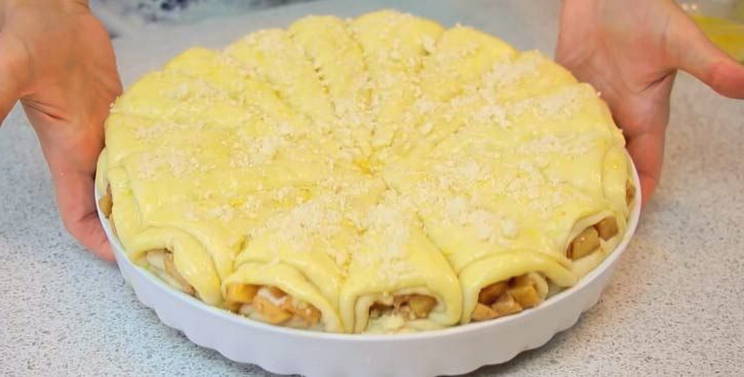 Дрожжевой пирог с яблоками – 8 пошаговых рецептов в духовке