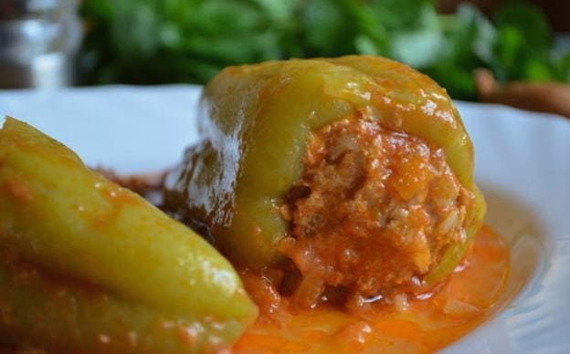 Фаршированный перец с мясом и рисом — 10 пошаговых рецептов