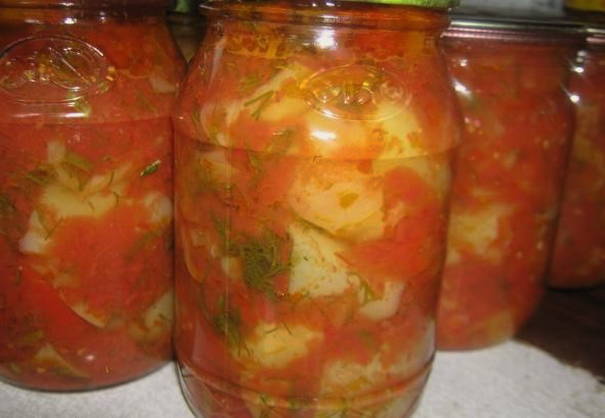 Лечо с томатной пастой и болгарским перцем на зиму — 9 вкусных и простых рецептов с фото пошагово