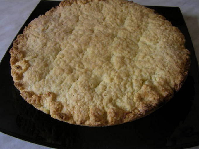 Пирог с яблоками из песочного теста – 7 пошаговых рецептов в духовке