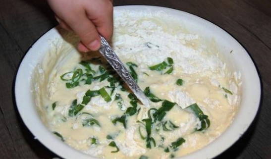 Пирог с капустой и яйцом — 6 пошаговых рецептов в духовке