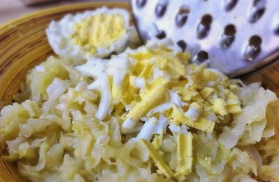 Пирог с капустой и яйцом — 6 пошаговых рецептов в духовке