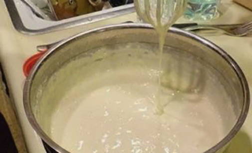 Пышные оладьи на молоке – 10 вкусных пошаговых рецептов