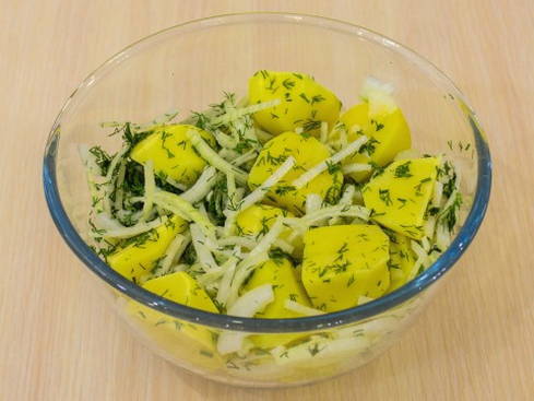 Рыба с картошкой в духовке — 10 вкусных рецептов приготовления