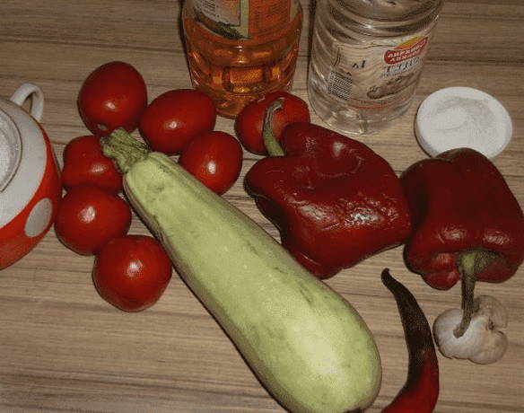 Салат из кабачков на зиму — 11 наивкуснейших рецептов