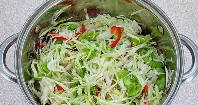 Салат из зеленых помидоров на зиму — 10 рецептов в банках
