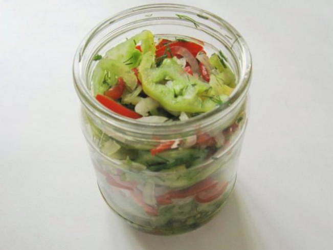 Салат из зеленых помидоров на зиму — 10 рецептов в банках