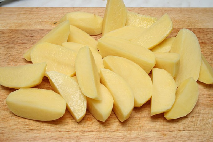 Сочный гусь, запеченный в духовке — 10 вкусных рецептов приготовления