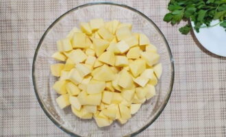 Тушеная картошка — 10 пошаговых рецептов приготовления