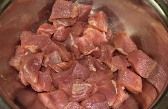 Тушеная картошка с мясом — 9 вкусных рецептов